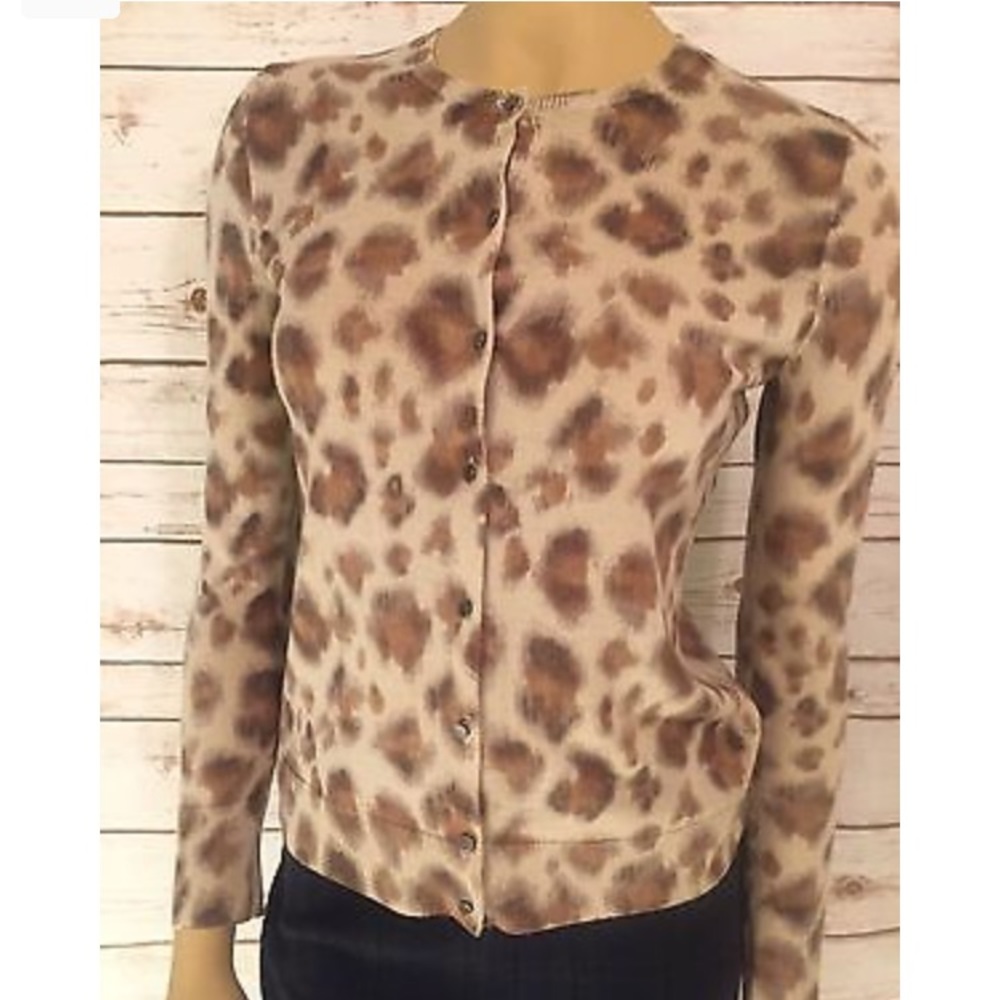 Ann Taylor Loft women’s cardigan sweater